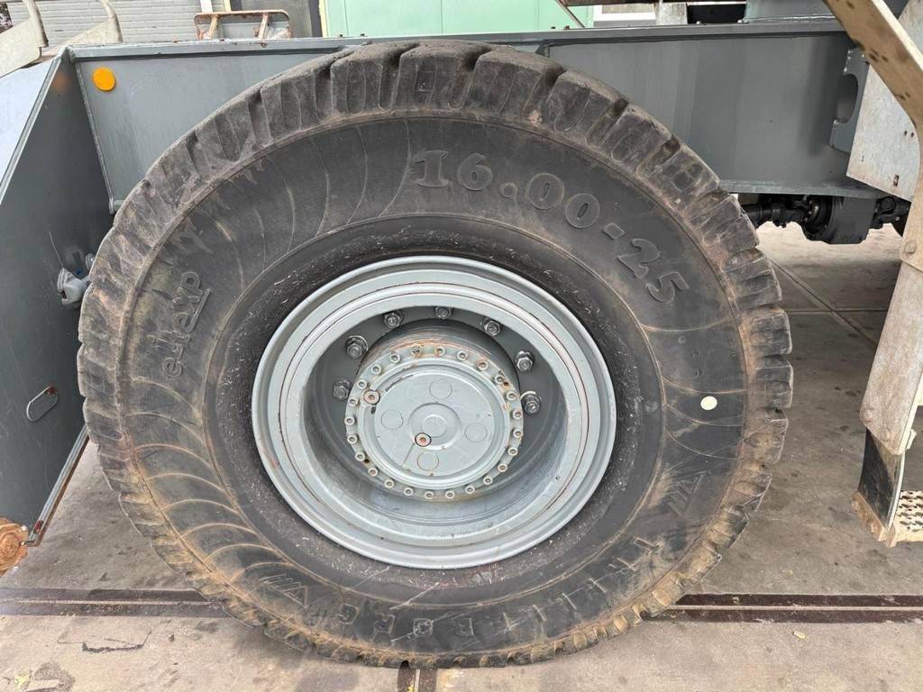 垃圾/ 工业叉装车 Liebherr LH 50 M：图32