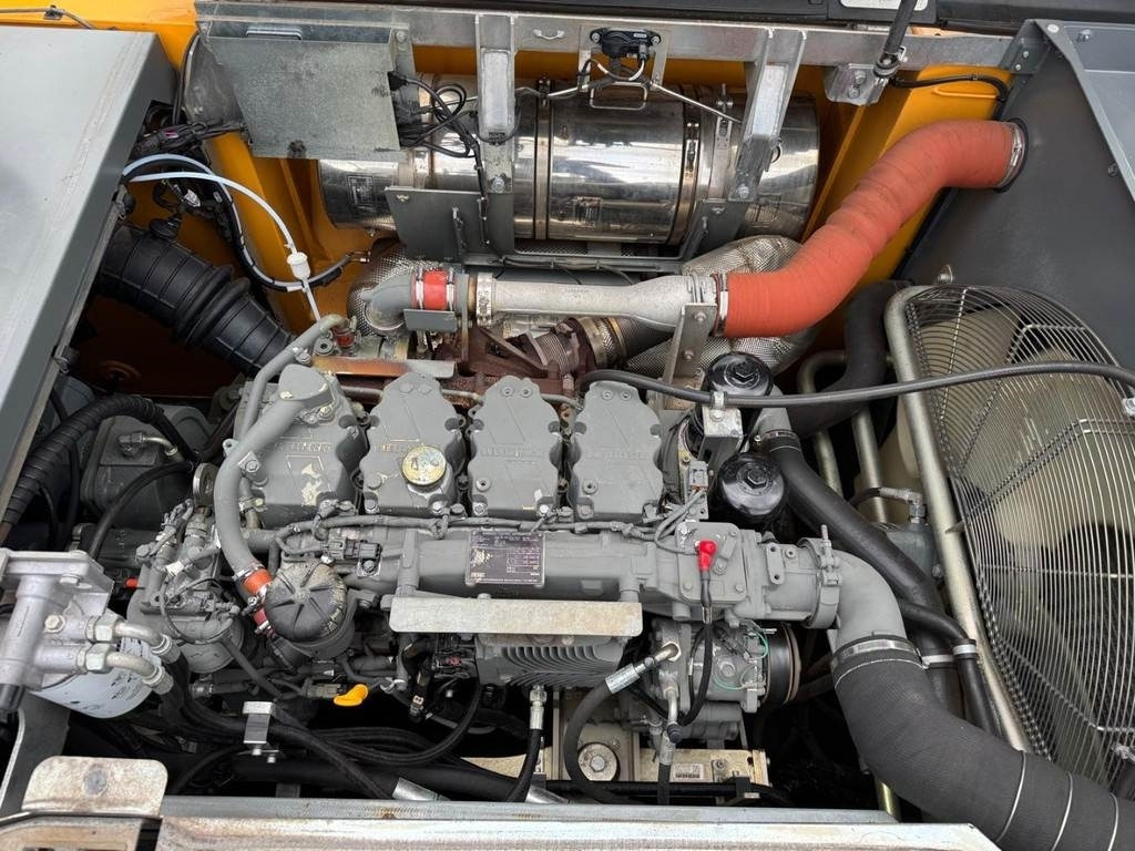 垃圾/ 工业叉装车 Liebherr LH 50 M：图18