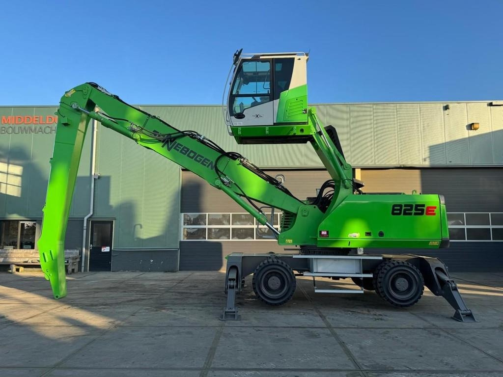 Sennebogen 825M E - 垃圾/ 工业叉装车:图1 Sennebogen 825M E - 垃圾/ 工业叉装车:图1