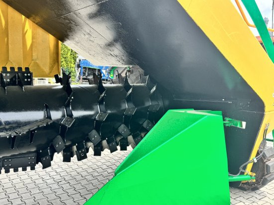 Backhus A63 - 甜菜收割机:图2 Backhus A63 - 甜菜收割机:图2