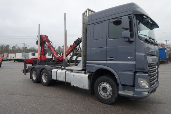 DAF FAT XF 510 mit Penz Ladekran 15Z8.70 inkl. Holzgreifer 6x4 - 木材运输车:图3 DAF FAT XF 510 mit Penz Ladekran 15Z8.70 inkl. Holzgreifer 6x4 - 木材运输车:图3
