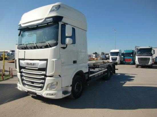 DAF XF 480 FAR BDF SSC Euro 6 Liftachse, Retarder - 集装箱运输车/ 可拆卸车身的卡车:图1 DAF XF 480 FAR BDF SSC Euro 6 Liftachse, Retarder - 集装箱运输车/ 可拆卸车身的卡车:图1