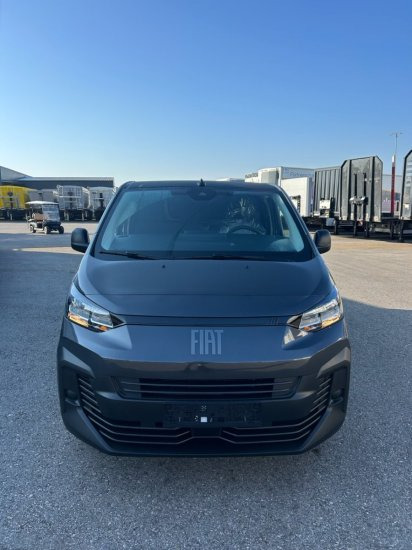 Fiat Scudo Maxi BlueDHi 120 6-Gang - 无侧窗厢式货车:图2 Fiat Scudo Maxi BlueDHi 120 6-Gang - 无侧窗厢式货车:图2