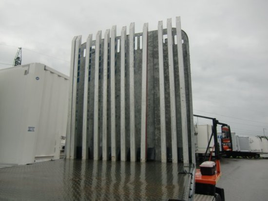 栏板式/ 平板半拖车 Gsodam 3-Achs Plateau, Liftachse, Rungenstöcke:图7 栏板式/ 平板半拖车 Gsodam 3-Achs Plateau, Liftachse, Rungenstöcke:图7