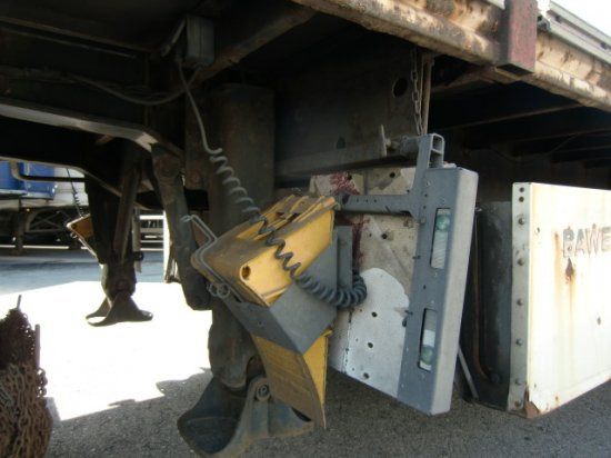 栏板式/ 平板半拖车 Hangler Plateau-Auflieger, Ausziehbar:图9 栏板式/ 平板半拖车 Hangler Plateau-Auflieger, Ausziehbar:图9