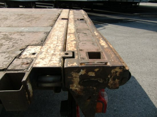 栏板式/ 平板半拖车 Hangler Plateau-Auflieger, Ausziehbar:图7 栏板式/ 平板半拖车 Hangler Plateau-Auflieger, Ausziehbar:图7