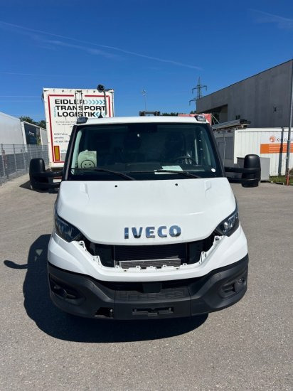 Iveco Daily 40 - 180 Fahrgestell, E6 Ohne Motor/Ohne Getriebe - 驾驶室底盘卡车:图2 Iveco Daily 40 - 180 Fahrgestell, E6 Ohne Motor/Ohne Getriebe - 驾驶室底盘卡车:图2