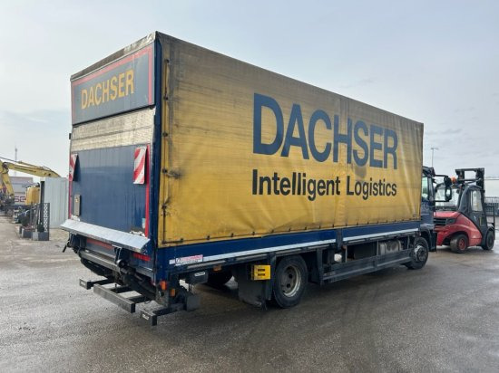 Iveco Eurocargo 120E22 Plane, Schalter LBW, Engine damage - 侧帘卡车:图4 Iveco Eurocargo 120E22 Plane, Schalter LBW, Engine damage - 侧帘卡车:图4