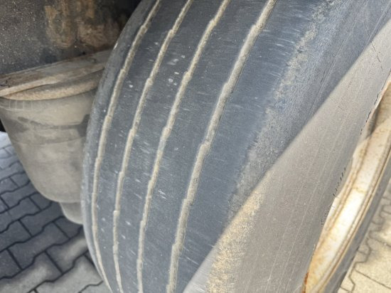 Krone Pritsche + Plane SD/DA06CLNF/1227XBF0 - 侧帘半拖车:图5 Krone Pritsche + Plane SD/DA06CLNF/1227XBF0 - 侧帘半拖车:图5