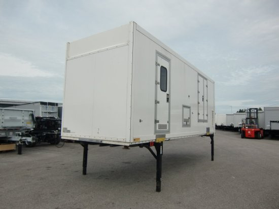 Krone Wechselpritsche 7,30 Meter Koffer Spezialaufbau, mobiler Messestand - 建筑集装箱:图1 Krone Wechselpritsche 7,30 Meter Koffer Spezialaufbau, mobiler Messestand - 建筑集装箱:图1