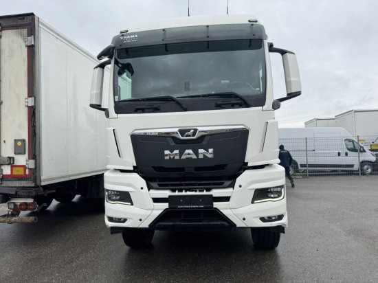 MAN TGS 33.510 BL 6x4, Intarder, Holztransporter, LIV 120Z - 木材运输车, 起重车:图2 MAN TGS 33.510 BL 6x4, Intarder, Holztransporter, LIV 120Z - 木材运输车, 起重车:图2