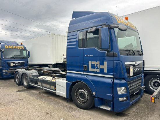 MAN TGX 26.440 XLX 6x2 Liftachse, Euro 6, Motorschaden - 集装箱运输车/ 可拆卸车身的卡车:图1 MAN TGX 26.440 XLX 6x2 Liftachse, Euro 6, Motorschaden - 集装箱运输车/ 可拆卸车身的卡车:图1