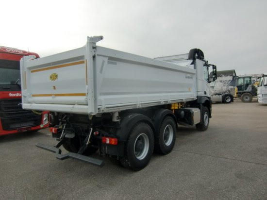 Mercedes-Benz Arocs 3348, 6x4 ,Retarder, Meiller ,Euro 6 Bordmatik - 翻斗车:图4 Mercedes-Benz Arocs 3348, 6x4 ,Retarder, Meiller ,Euro 6 Bordmatik - 翻斗车:图4