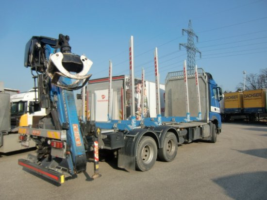 Mercedes-Benz Arocs 3353 6x4 Holztransp., Palfinger Kran Epsilon - 木材运输车, 起重车:图4 Mercedes-Benz Arocs 3353 6x4 Holztransp., Palfinger Kran Epsilon - 木材运输车, 起重车:图4