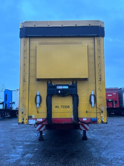 Schwarzmüller ,Fahrzeugtransporter, Mulde + Hubdach, Edscha-Verdeck, Auffahrtsrampen - 侧帘半拖车:图2 Schwarzmüller ,Fahrzeugtransporter, Mulde + Hubdach, Edscha-Verdeck, Auffahrtsrampen - 侧帘半拖车:图2
