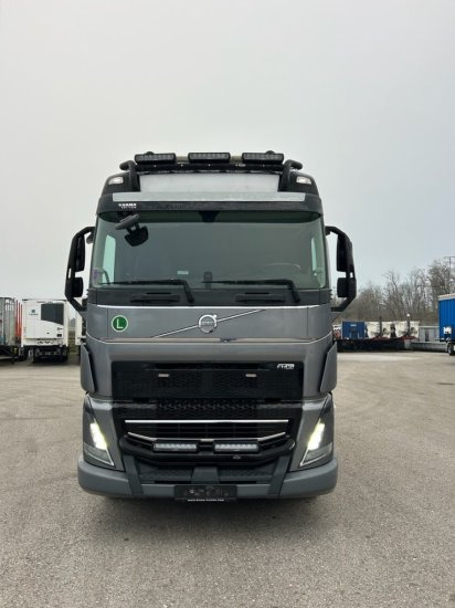 Volvo FH 16 650 6x4 Langholzzug + Doll M2K-9L Nachläufer mit Palfinger Epsilon S260C96, I-Shift, Retarder, - 木材运输车, 起重车:图2 Volvo FH 16 650 6x4 Langholzzug + Doll M2K-9L Nachläufer mit Palfinger Epsilon S260C96, I-Shift, Retarder, - 木材运输车, 起重车:图2
