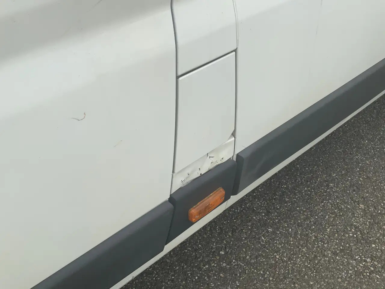 Citroen Jumper 35 2.2 HDI L4H3 Maxi (motor lampje brand !!) Airco - 无侧窗厢式货车:图2 Citroen Jumper 35 2.2 HDI L4H3 Maxi (motor lampje brand !!) Airco - 无侧窗厢式货车:图2