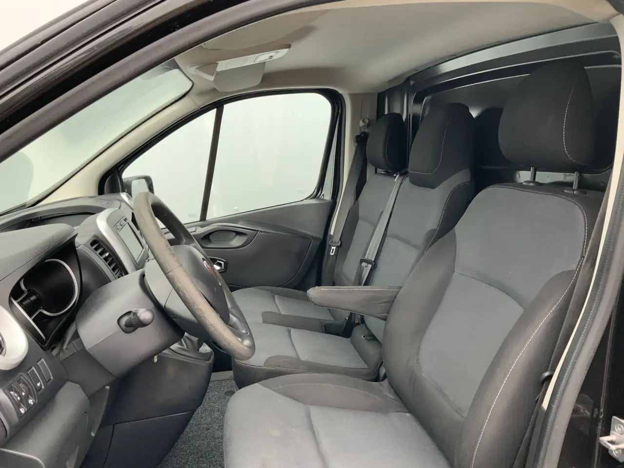 Fiat Talento 1.6 MJ EcoJet L2H1 Airco Cruise 3 Zits Navi Trekha - 无侧窗厢式货车:图4 Fiat Talento 1.6 MJ EcoJet L2H1 Airco Cruise 3 Zits Navi Trekha - 无侧窗厢式货车:图4