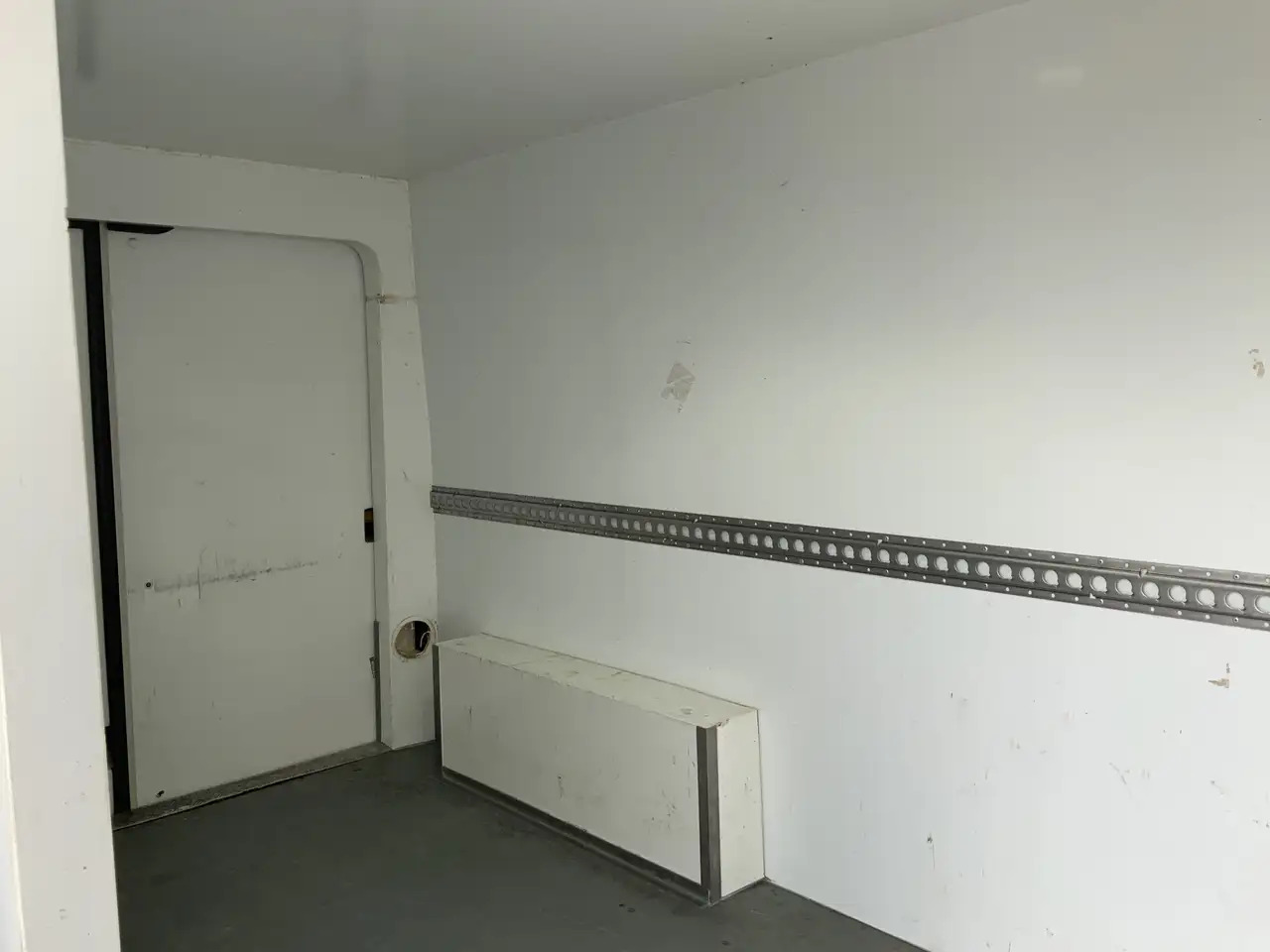 Ford Transit 350 2.0 TDCI L3H2 Trend Koelauto & Vries Automaat - 冷藏货车:图5 Ford Transit 350 2.0 TDCI L3H2 Trend Koelauto & Vries Automaat - 冷藏货车:图5