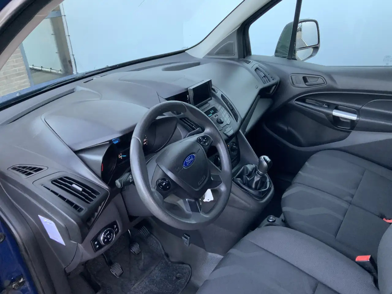Ford Transit Connect 1.5 TDCI L1 Trend Airco Cruise Trekhaak 1200 kg Ca - 紧凑型面包车:图5 Ford Transit Connect 1.5 TDCI L1 Trend Airco Cruise Trekhaak 1200 kg Ca - 紧凑型面包车:图5