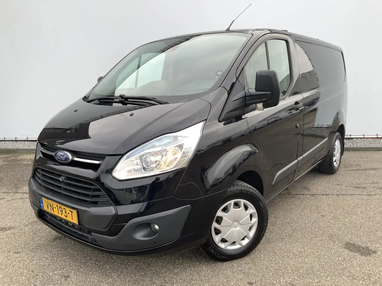 Ford Transit Custom 270 2.2 TDCI L1H1 Trend Airco Cruise 3 Zits Camera - 无侧窗厢式货车:图1 Ford Transit Custom 270 2.2 TDCI L1H1 Trend Airco Cruise 3 Zits Camera - 无侧窗厢式货车:图1