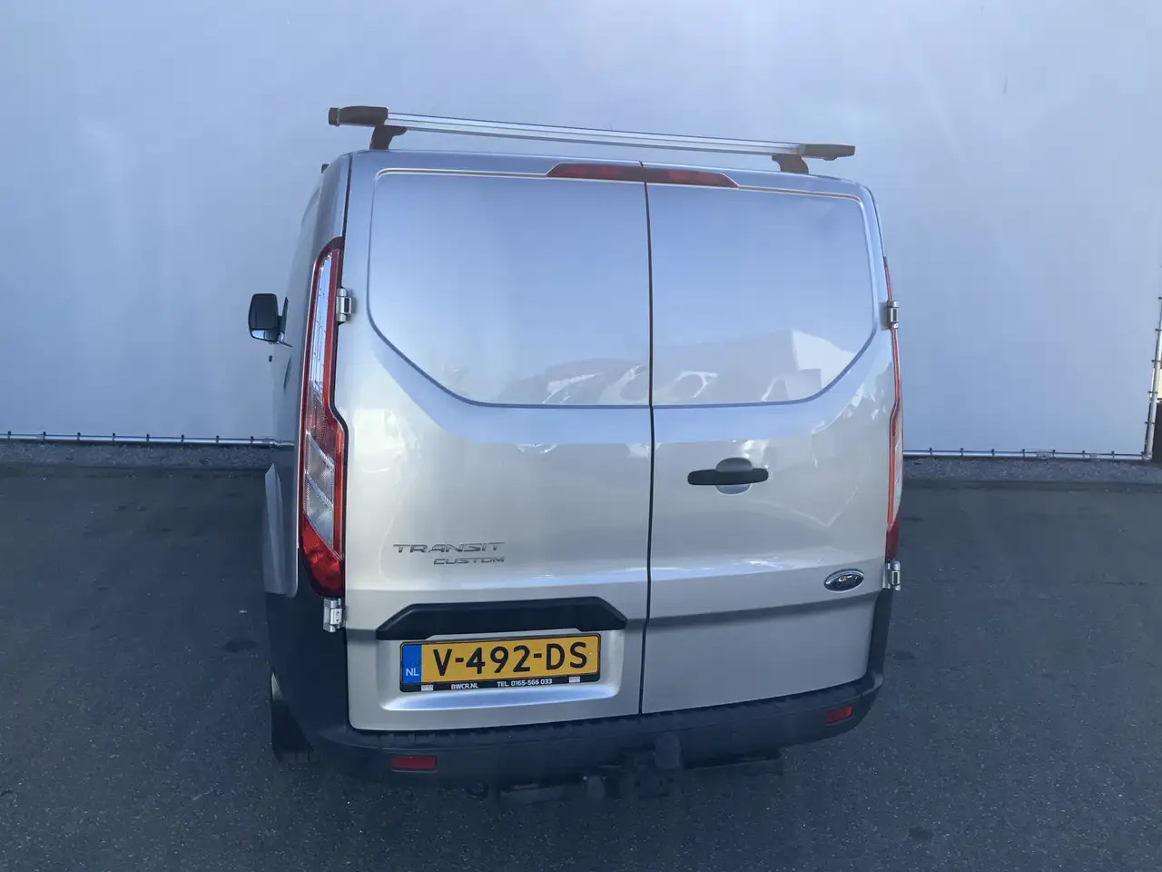 Ford Transit Custom 290 2.2 TDCI L2H1 Economy Edition Airco 3 Zits Tre - 无侧窗厢式货车:图3 Ford Transit Custom 290 2.2 TDCI L2H1 Economy Edition Airco 3 Zits Tre - 无侧窗厢式货车:图3