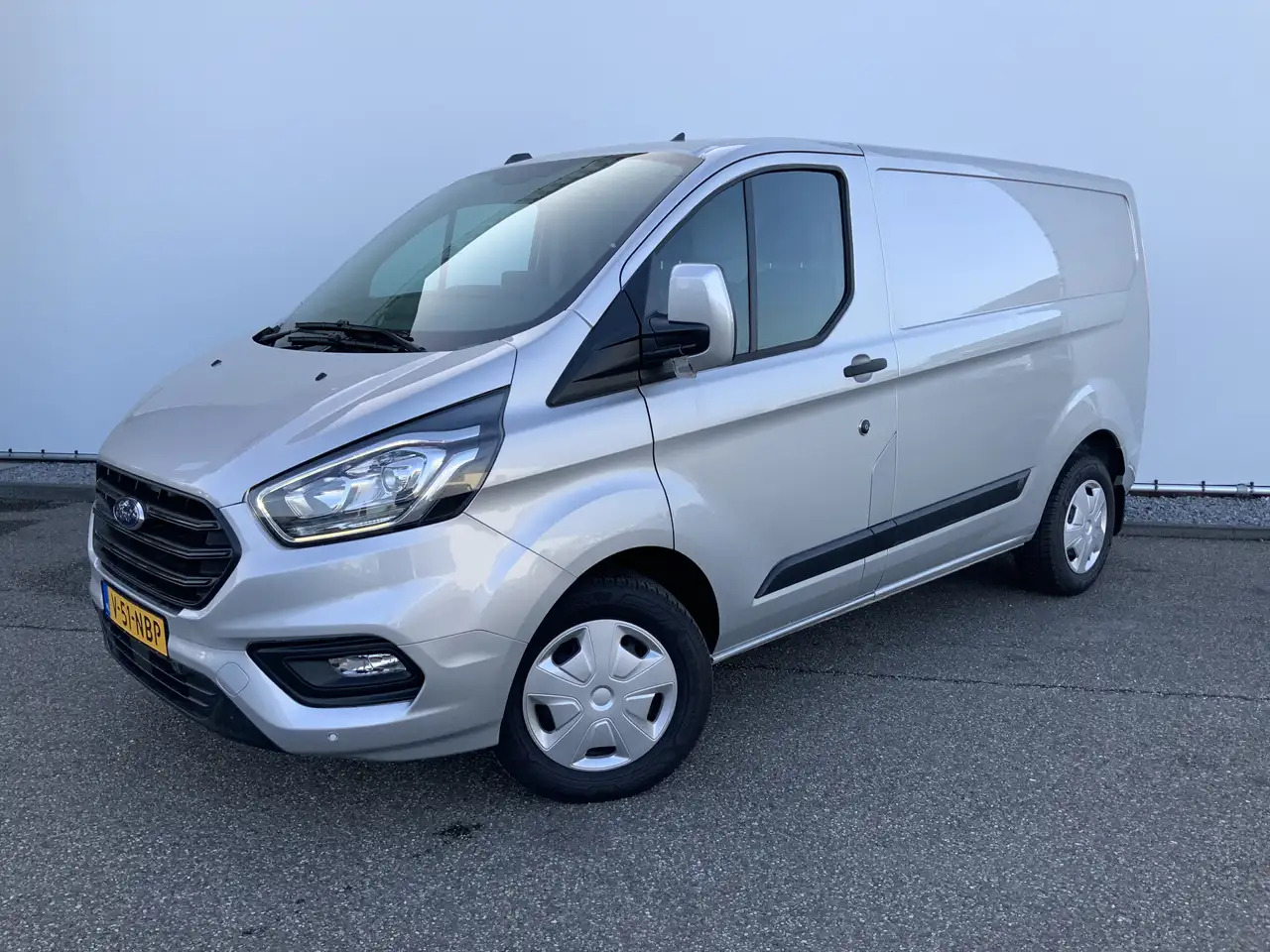 Ford Transit Custom 300 2.0 TDCI L1H1 Limited Airco Cruise Camera 3 Zi - 无侧窗厢式货车:图1 Ford Transit Custom 300 2.0 TDCI L1H1 Limited Airco Cruise Camera 3 Zi - 无侧窗厢式货车:图1