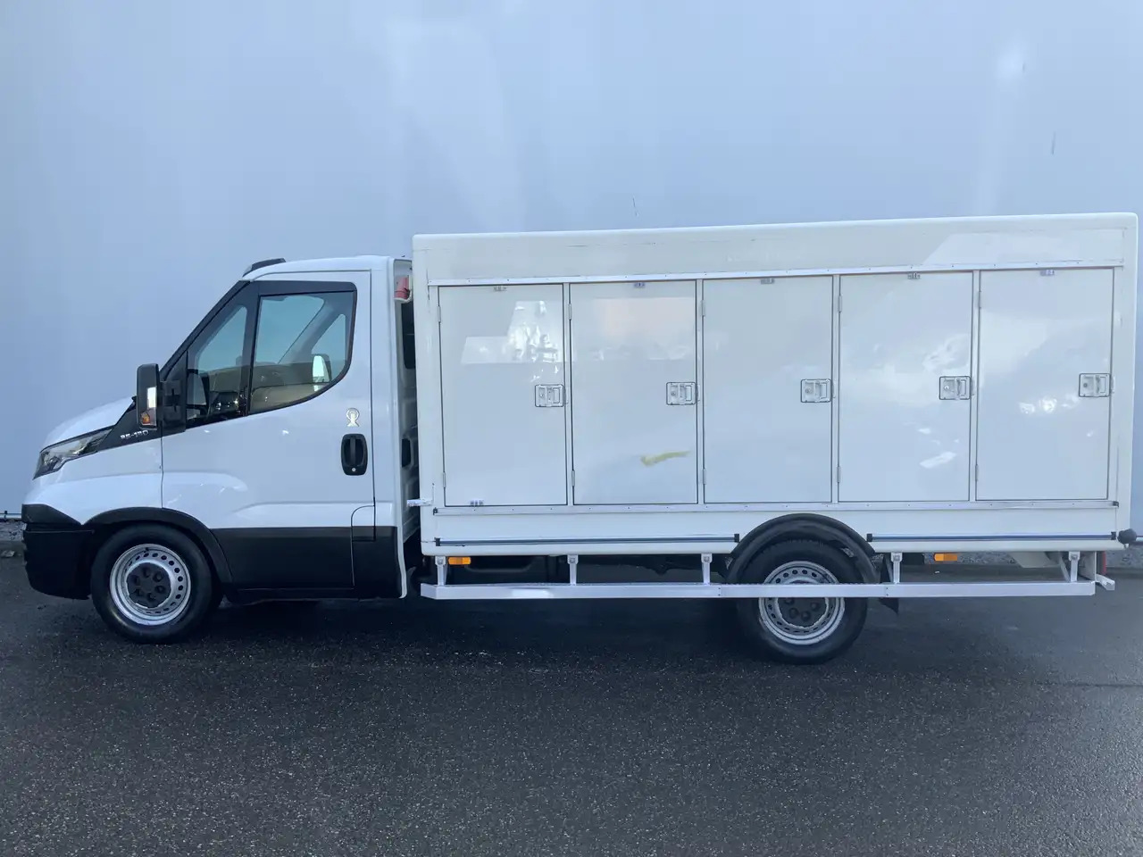 Iveco Daily 35S13 2.3 345 IJswagen -0.40 gr 10 deuren Euro 5 B - 冷藏货车:图3 Iveco Daily 35S13 2.3 345 IJswagen -0.40 gr 10 deuren Euro 5 B - 冷藏货车:图3