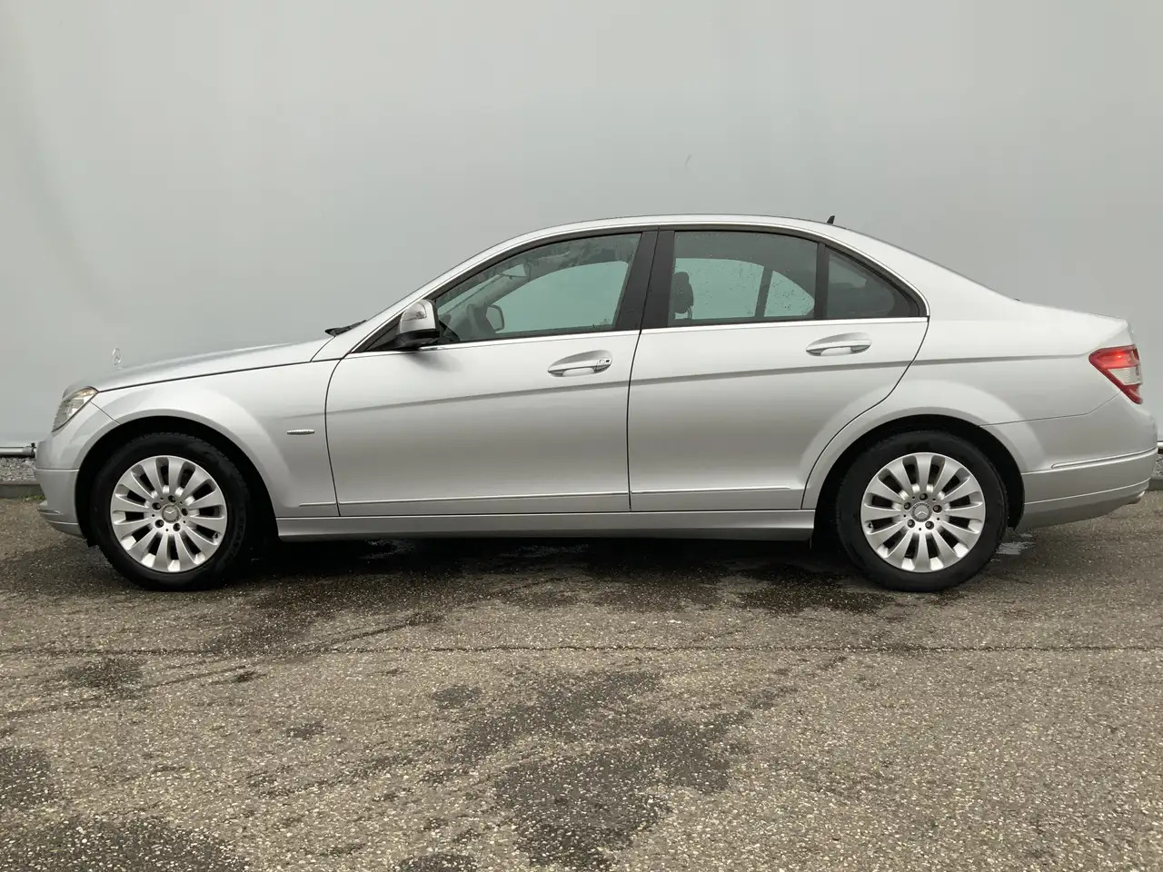 Mercedes-Benz C 200 K Elegance UNIEK ! Airco Compressor Alu Velg Euro - 轿车:图3 Mercedes-Benz C 200 K Elegance UNIEK ! Airco Compressor Alu Velg Euro - 轿车:图3