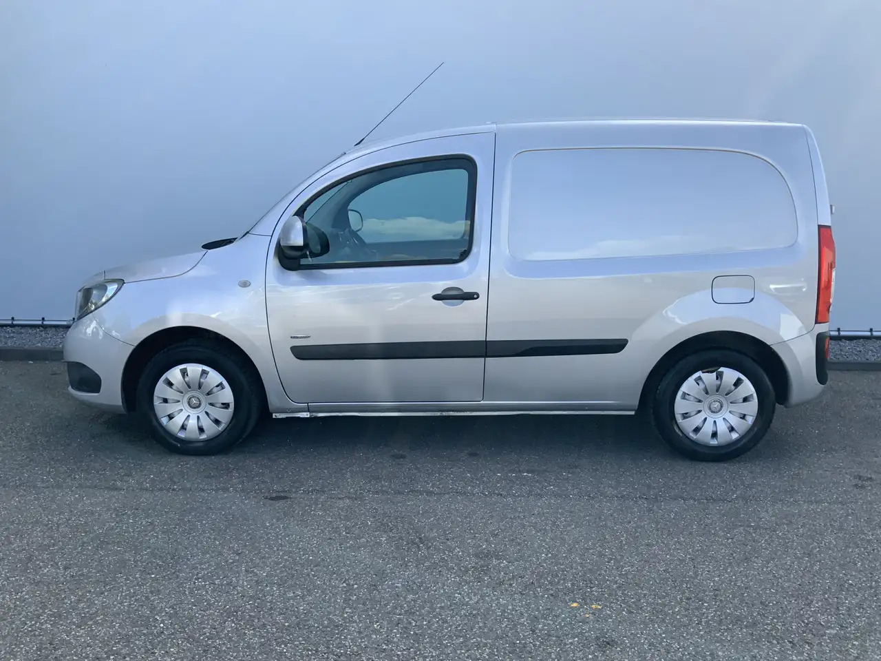 Mercedes-Benz Citan 109 CDI BlueEFFICIENCY Airco Cruise Euro 5 - 紧凑型面包车:图3 Mercedes-Benz Citan 109 CDI BlueEFFICIENCY Airco Cruise Euro 5 - 紧凑型面包车:图3
