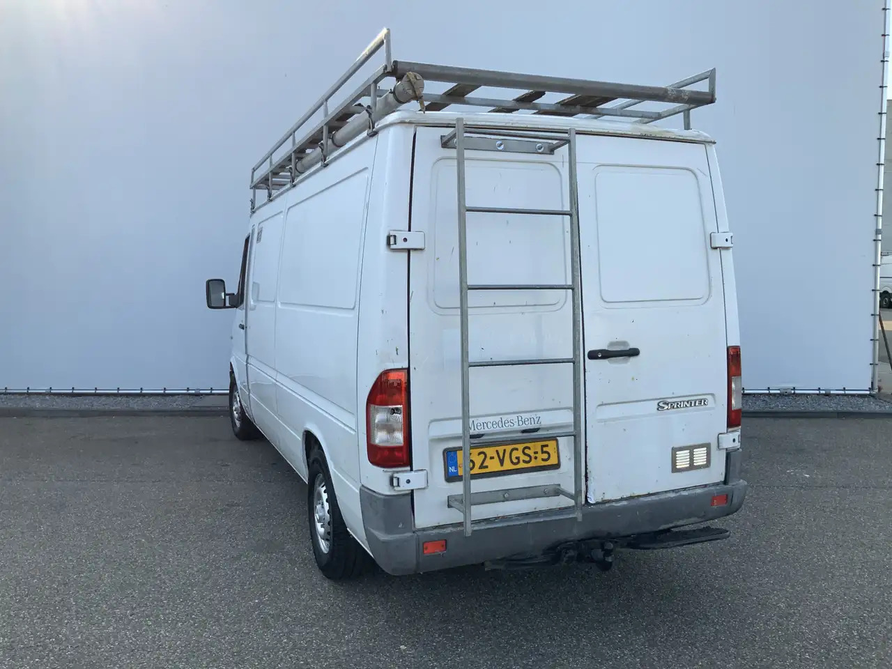 Mercedes-Benz Sprinter 208 CDI 2.2 355 L2H1 3 Zits Imperiaal Trap Trekhaa - 无侧窗厢式货车:图2 Mercedes-Benz Sprinter 208 CDI 2.2 355 L2H1 3 Zits Imperiaal Trap Trekhaa - 无侧窗厢式货车:图2