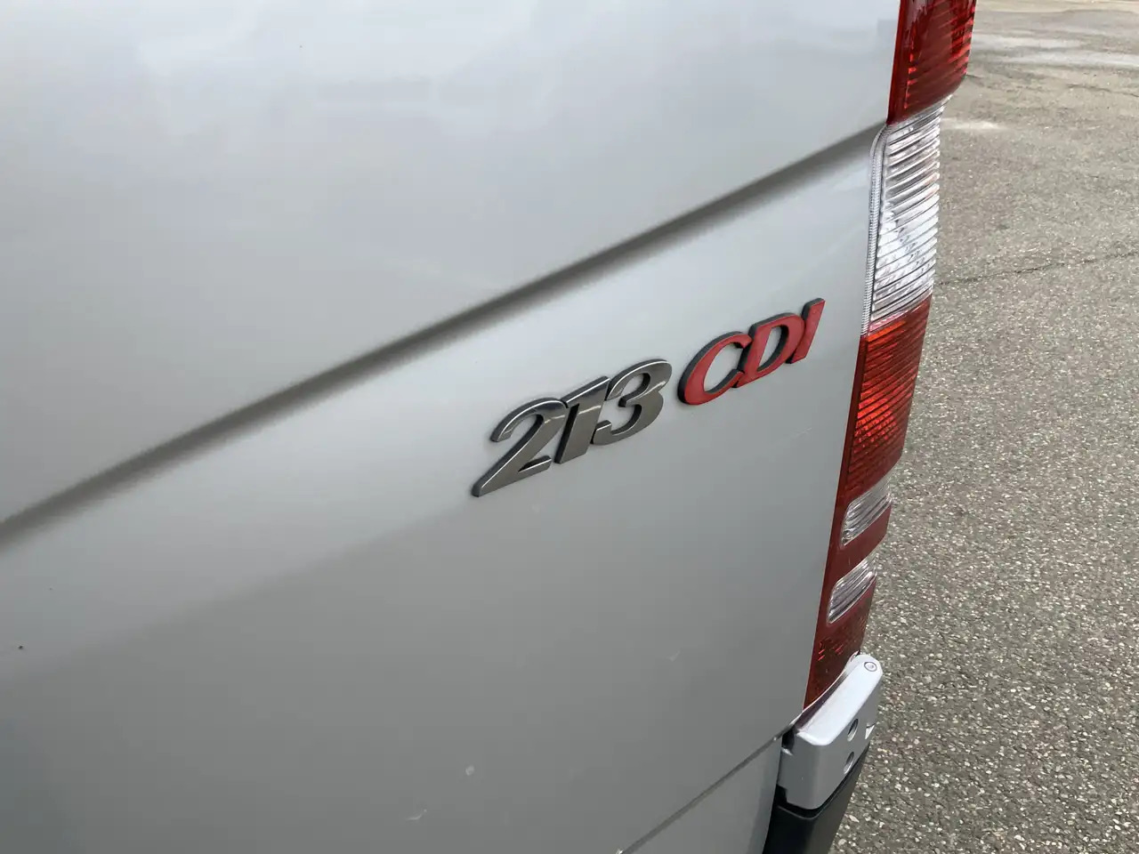 Mercedes-Benz Sprinter 213 2.2 CDI 325 L1H1 Airco Cruise Euro 4 - 无侧窗厢式货车:图3 Mercedes-Benz Sprinter 213 2.2 CDI 325 L1H1 Airco Cruise Euro 4 - 无侧窗厢式货车:图3