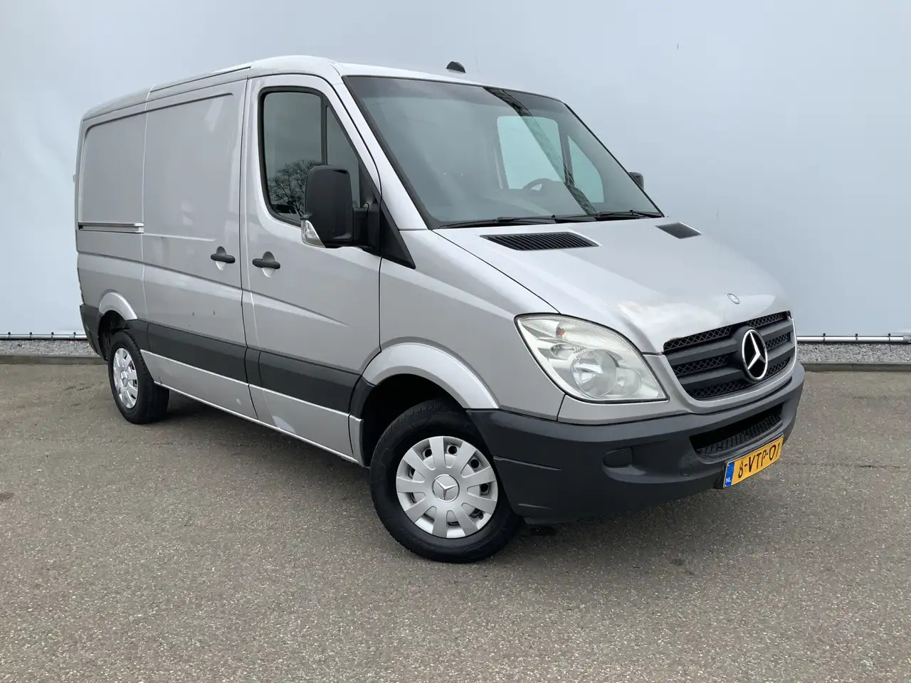 Mercedes-Benz Sprinter 213 2.2 CDI 325 L1H1 Airco Cruise Euro 4 租赁 Mercedes-Benz Sprinter 213 2.2 CDI 325 L1H1 Airco Cruise Euro 4：图22