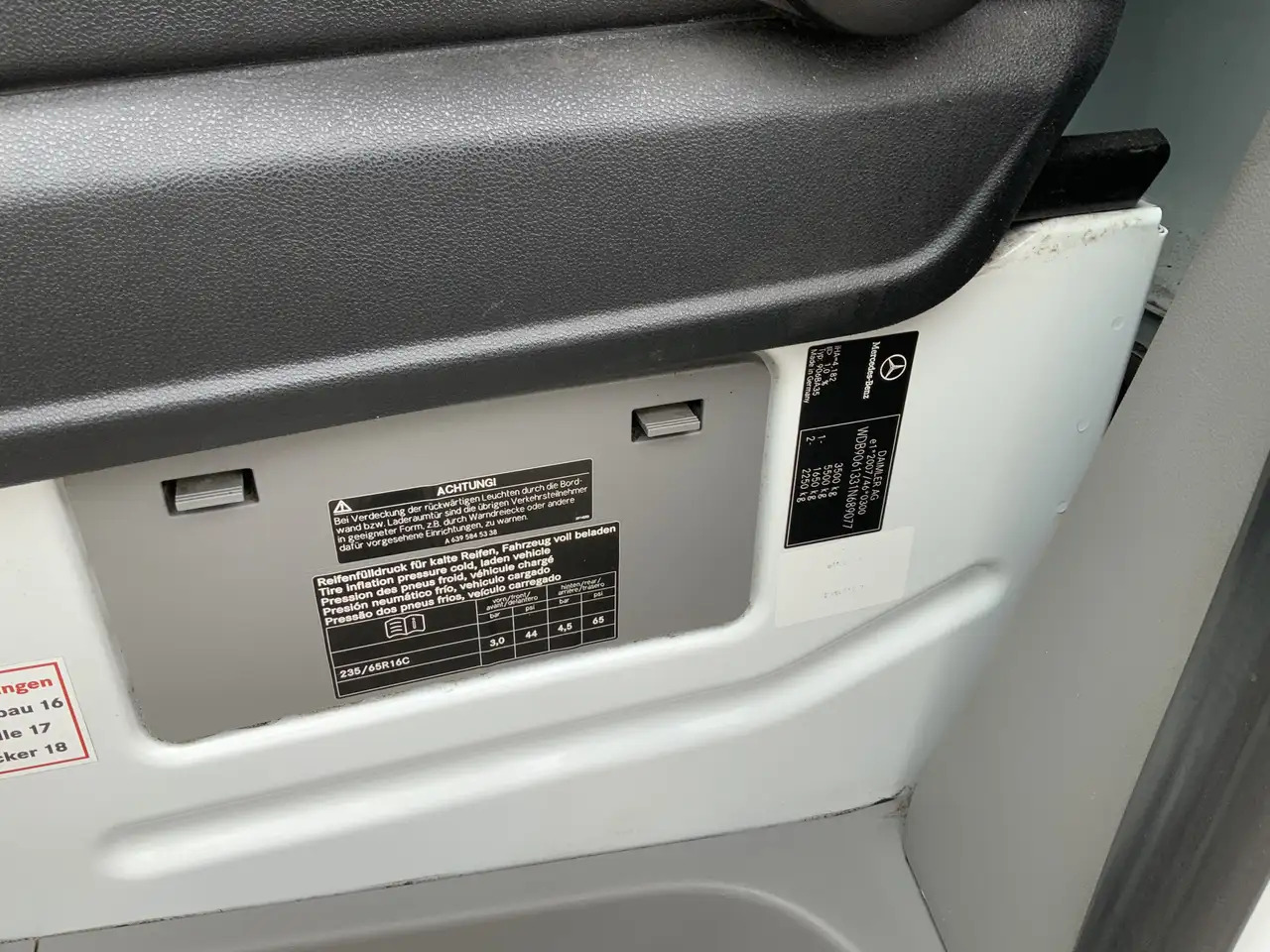 Mercedes-Benz Sprinter 311 2.2 CDI 366 40 gr _0 ijswagen 10 Deuren Euro 6 - 冷藏货车:图5 Mercedes-Benz Sprinter 311 2.2 CDI 366 40 gr _0 ijswagen 10 Deuren Euro 6 - 冷藏货车:图5