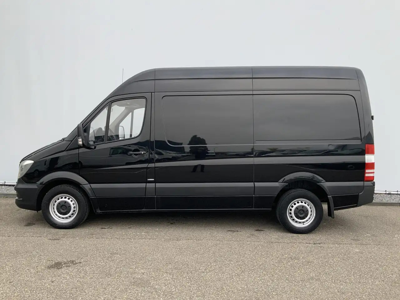 Mercedes-Benz Sprinter 314 2.2 CDI 366 L2H2 Airco 3 Zits Trekhaak 2000 kg - 无侧窗厢式货车:图3 Mercedes-Benz Sprinter 314 2.2 CDI 366 L2H2 Airco 3 Zits Trekhaak 2000 kg - 无侧窗厢式货车:图3
