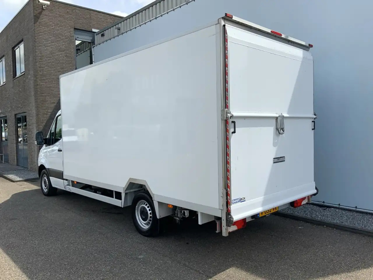 Mercedes-Benz Sprinter 314 2.2 CDI 432 Automaat Meubelbak & Klep Veer Air - 厢式货车:图5 Mercedes-Benz Sprinter 314 2.2 CDI 432 Automaat Meubelbak & Klep Veer Air - 厢式货车:图5