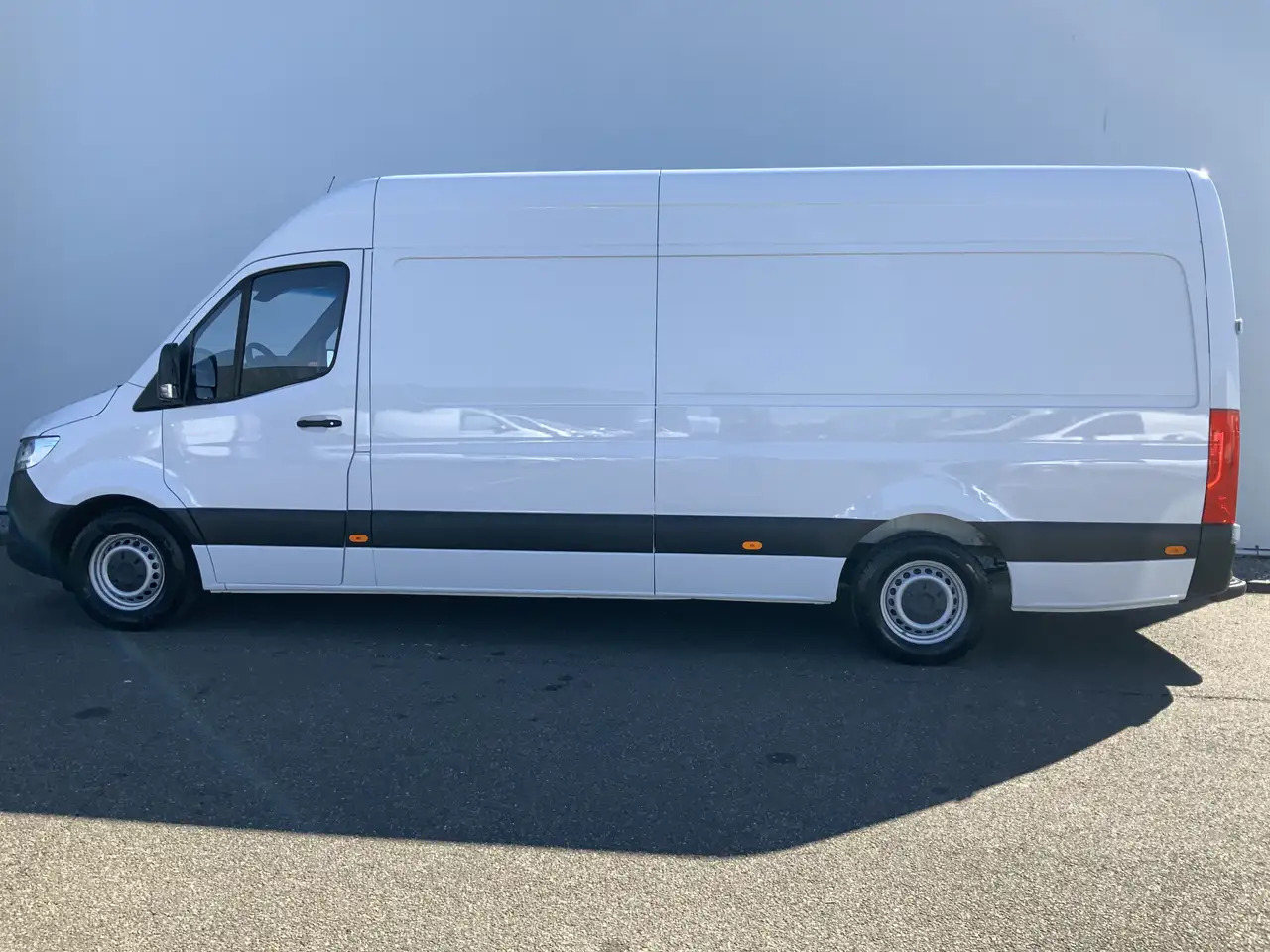 Mercedes-Benz Sprinter 314 2.2 CDI L3H2 Maxi Airco 3 Zits Euro 6 - 无侧窗厢式货车:图5 Mercedes-Benz Sprinter 314 2.2 CDI L3H2 Maxi Airco 3 Zits Euro 6 - 无侧窗厢式货车:图5