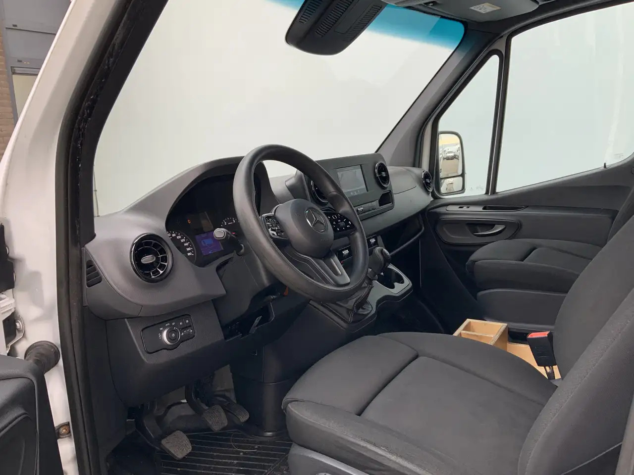 Mercedes-Benz Sprinter 316 2.2 CDI L2H2 Airco Cruise Camera Navi Trekhaak - 无侧窗厢式货车:图4 Mercedes-Benz Sprinter 316 2.2 CDI L2H2 Airco Cruise Camera Navi Trekhaak - 无侧窗厢式货车:图4