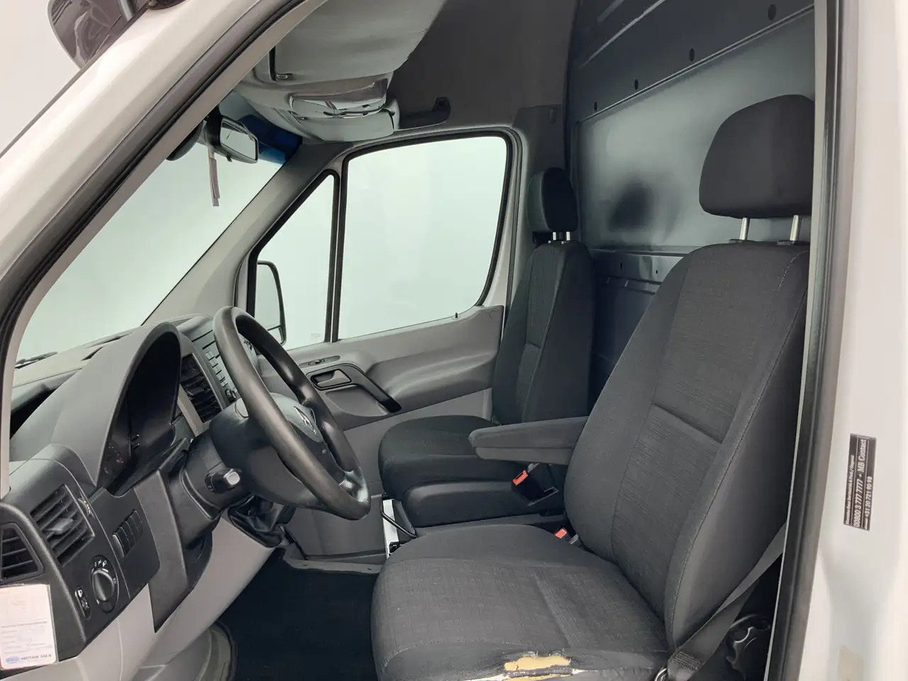 Mercedes-Benz Sprinter 513 2.2 CDI 366 L2H2 Dub Lucht Airco Camera Trekha - 无侧窗厢式货车:图5 Mercedes-Benz Sprinter 513 2.2 CDI 366 L2H2 Dub Lucht Airco Camera Trekha - 无侧窗厢式货车:图5
