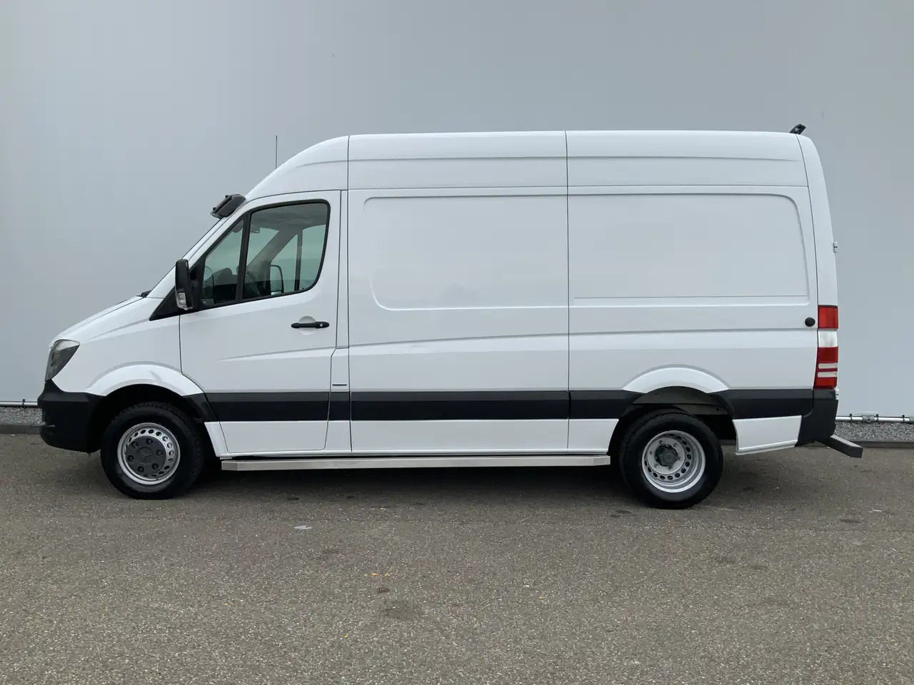 Mercedes-Benz Sprinter 513 2.2 CDI 366 L2H2 Dub Lucht Airco Camera Trekha - 无侧窗厢式货车:图3 Mercedes-Benz Sprinter 513 2.2 CDI 366 L2H2 Dub Lucht Airco Camera Trekha - 无侧窗厢式货车:图3
