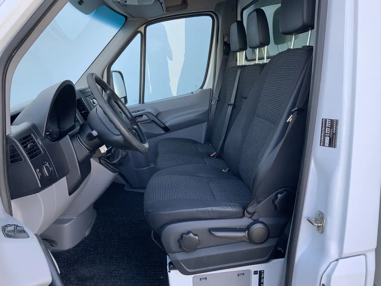 Mercedes-Benz Sprinter 515 2.2 CDI 432 Meubelbak 5,10 MTR.&Deuren Airco 3 - 厢式货车:图4 Mercedes-Benz Sprinter 515 2.2 CDI 432 Meubelbak 5,10 MTR.&Deuren Airco 3 - 厢式货车:图4