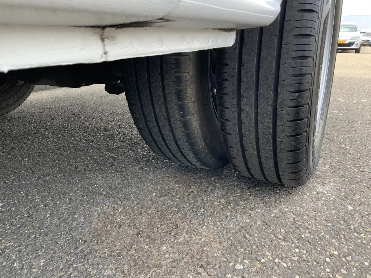 Mercedes-Benz Sprinter 516 2.2 CDI 366 L2H2 Camera Trekhaak 3500 kg Dub L - 无侧窗厢式货车:图4 Mercedes-Benz Sprinter 516 2.2 CDI 366 L2H2 Camera Trekhaak 3500 kg Dub L - 无侧窗厢式货车:图4
