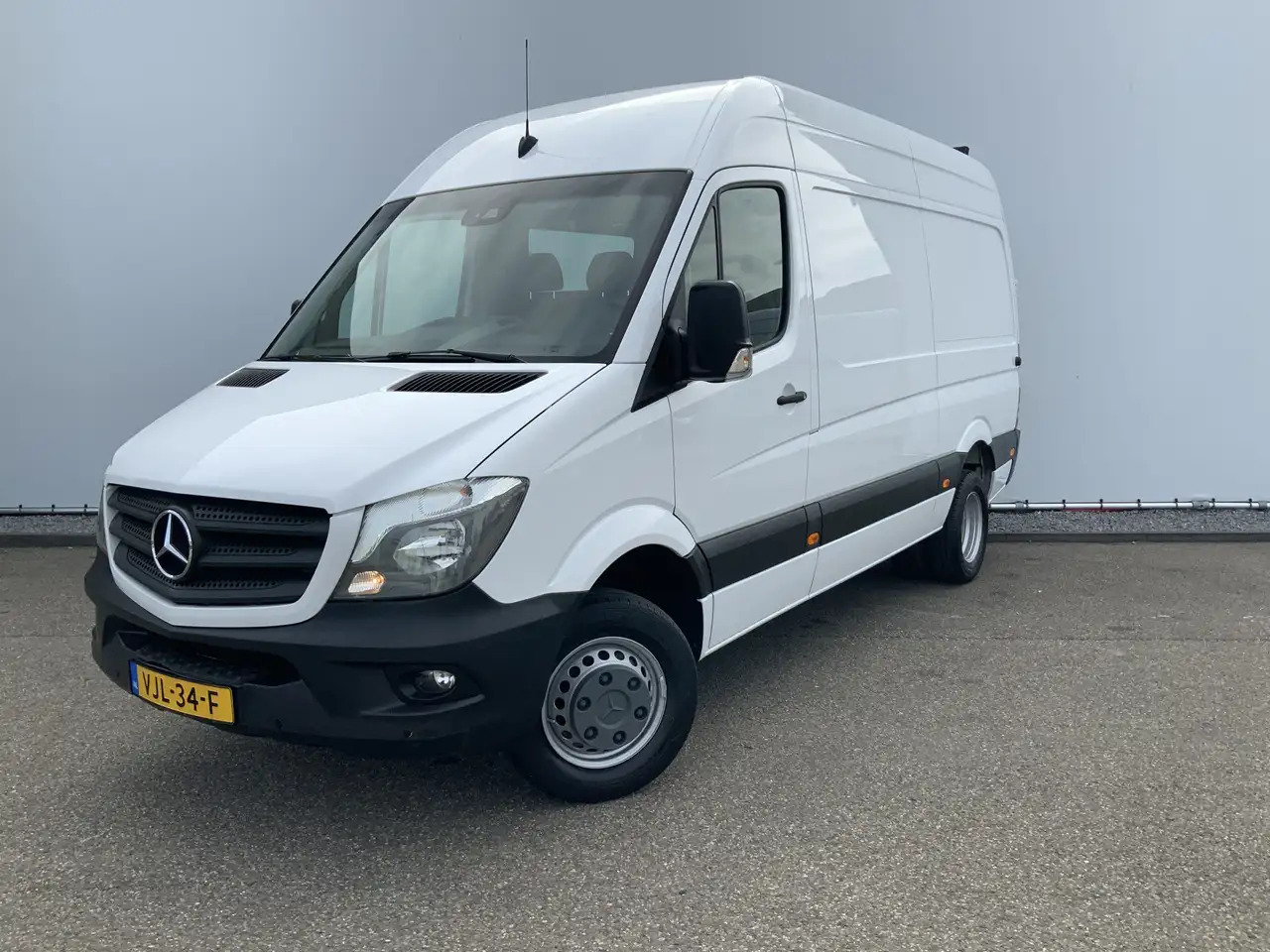 Mercedes-Benz Sprinter 516 2.2 CDI 366 L2H2 Camera Trekhaak 3500 kg Dub L - 无侧窗厢式货车:图1 Mercedes-Benz Sprinter 516 2.2 CDI 366 L2H2 Camera Trekhaak 3500 kg Dub L - 无侧窗厢式货车:图1