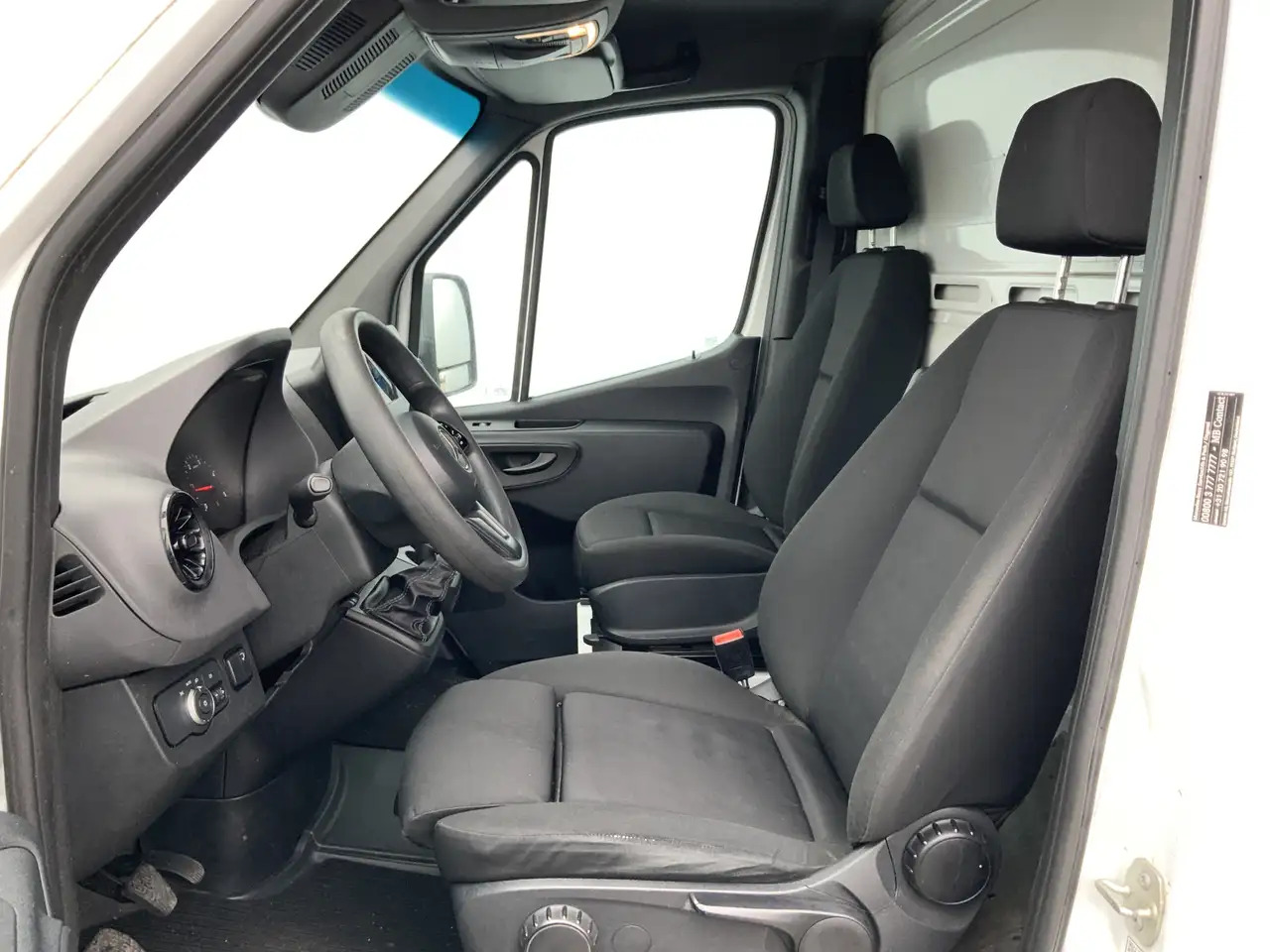 Mercedes-Benz Sprinter MARGE !!!! 314 2.2 CDI Meubelbak&Lift & Zijdeur Ai - 厢式货车:图4 Mercedes-Benz Sprinter MARGE !!!! 314 2.2 CDI Meubelbak&Lift & Zijdeur Ai - 厢式货车:图4