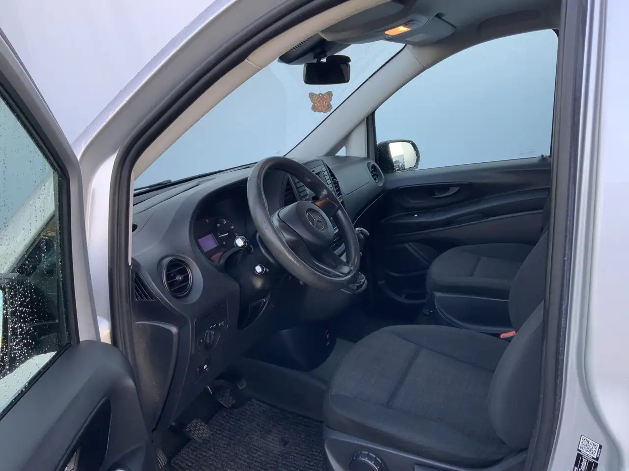 Mercedes-Benz Vito 114 CDI Airco Cruise Euro 5 - 无侧窗厢式货车:图3 Mercedes-Benz Vito 114 CDI Airco Cruise Euro 5 - 无侧窗厢式货车:图3