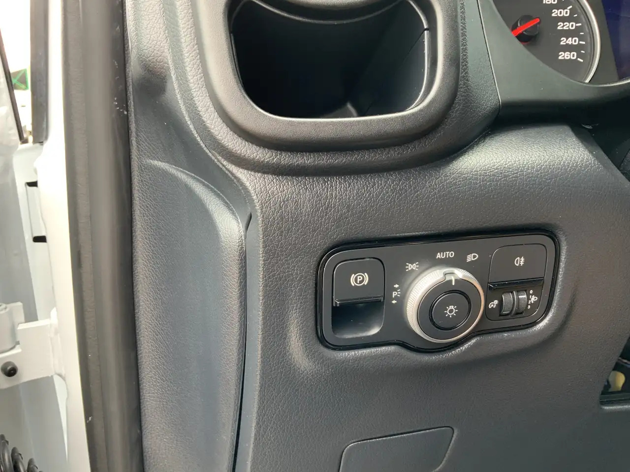 无侧窗厢式货车 Mercedes-Benz Vito 116 CDI L3 Pro Maxi Automaat 3 Zits Airco Cruise M：图11