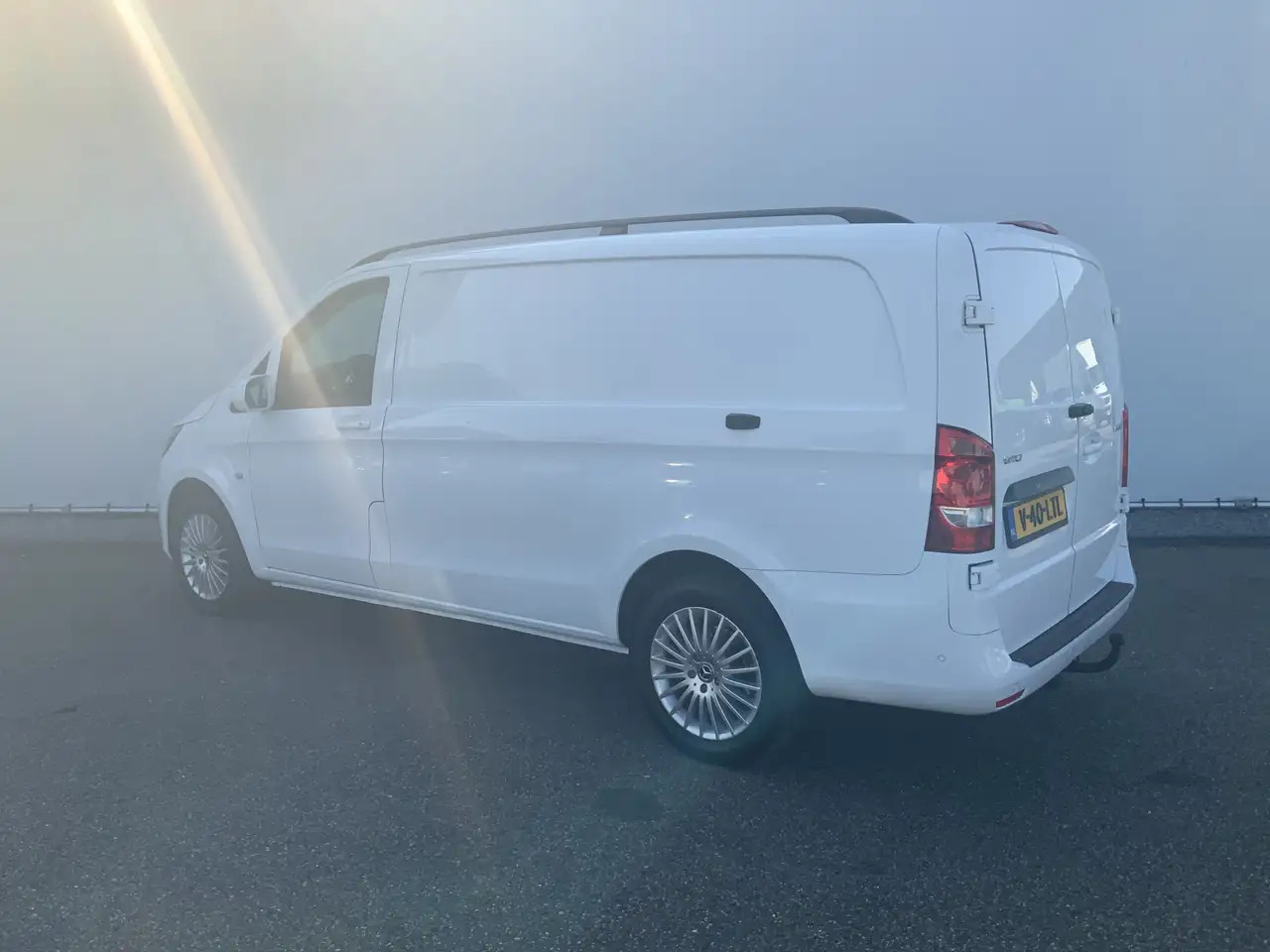 Mercedes-Benz Vito 116 CDI Lang Airco Cruise Navi 3 Zits Alu Velg Tre - 无侧窗厢式货车:图3 Mercedes-Benz Vito 116 CDI Lang Airco Cruise Navi 3 Zits Alu Velg Tre - 无侧窗厢式货车:图3