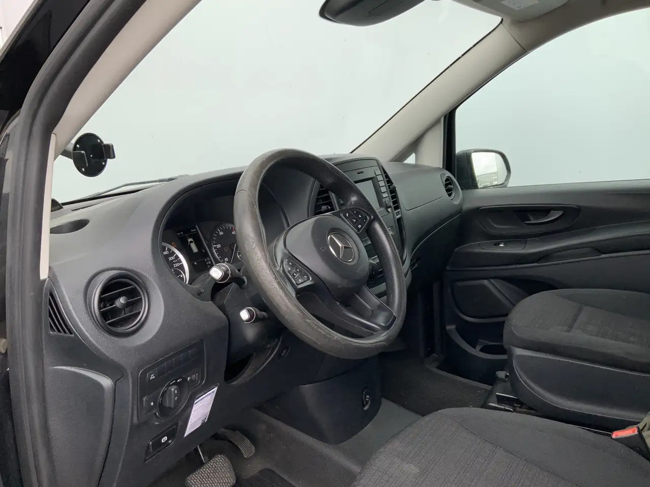 Mercedes-Benz Vito 116 CDI Lang Automaat Airco Cruise Camera Navi Sid - 无侧窗厢式货车:图4 Mercedes-Benz Vito 116 CDI Lang Automaat Airco Cruise Camera Navi Sid - 无侧窗厢式货车:图4