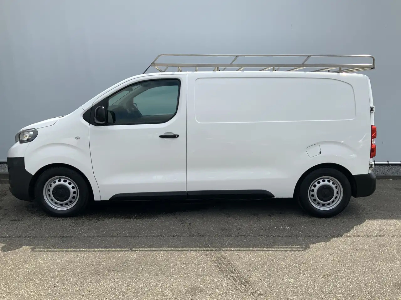 Peugeot Expert glazenwasser 226S 1.6 BlueHDI 115 Inbouw 530 liter - 无侧窗厢式货车, 市政/ 专用车辆:图5 Peugeot Expert glazenwasser 226S 1.6 BlueHDI 115 Inbouw 530 liter - 无侧窗厢式货车, 市政/ 专用车辆:图5