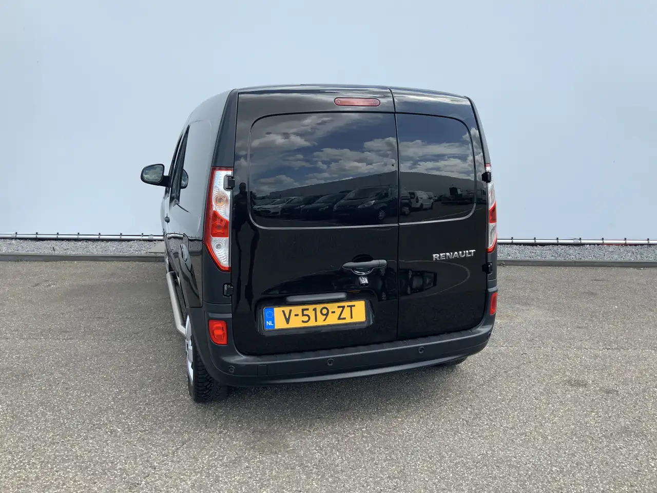 Renault Kangoo 1.5 dCi 90 Energy Comfort Plus .Sortimo Kasten Com - 紧凑型面包车:图2 Renault Kangoo 1.5 dCi 90 Energy Comfort Plus .Sortimo Kasten Com - 紧凑型面包车:图2